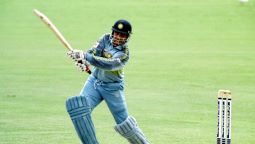 2000: Ganguly's Crisp 117 vs NZ